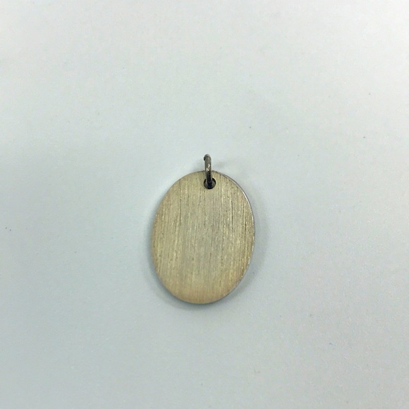 Oval Engraving Pendant - Picture 2 of 2